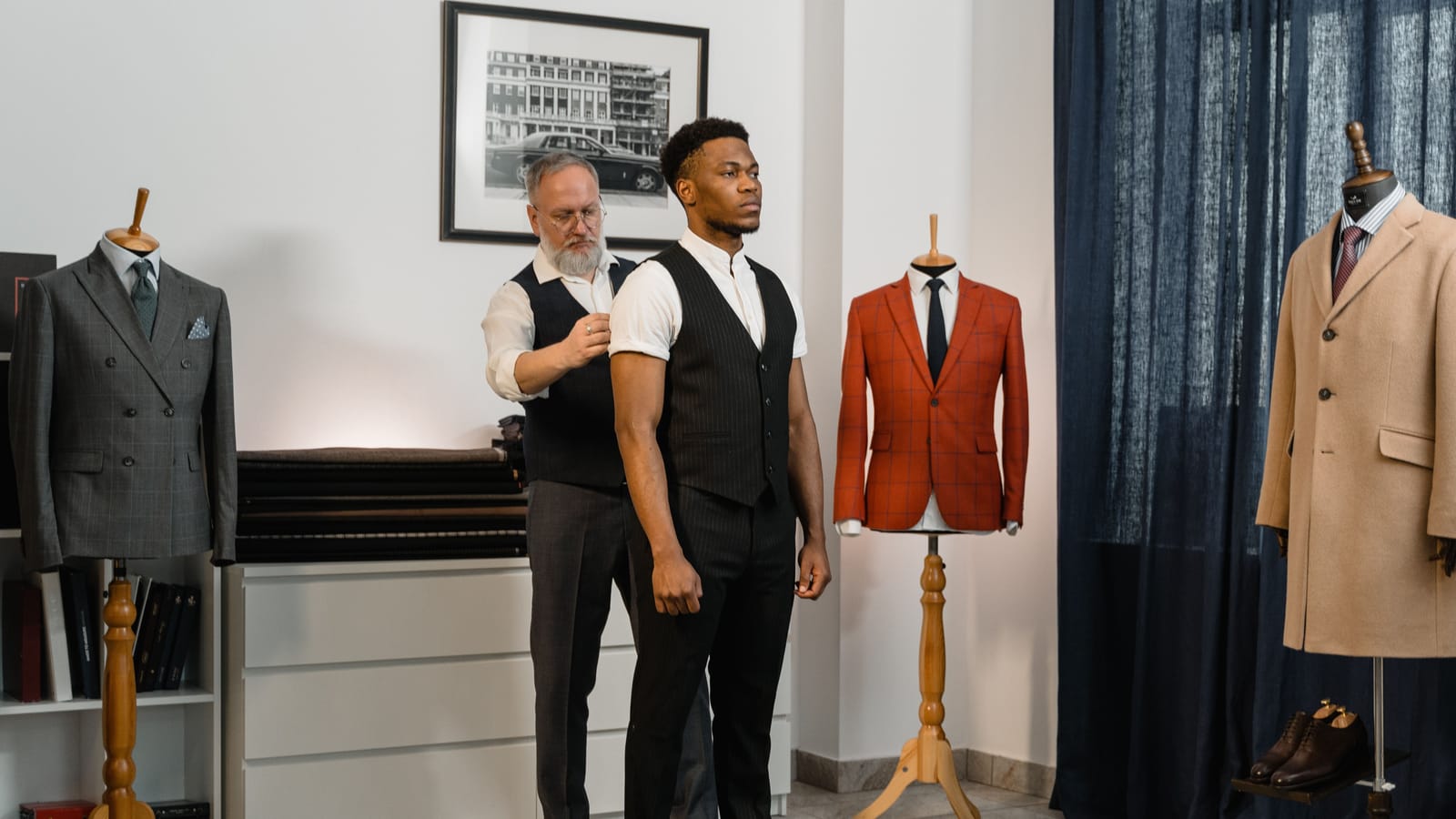 100 Things Every Young Man Should Own by Thirty