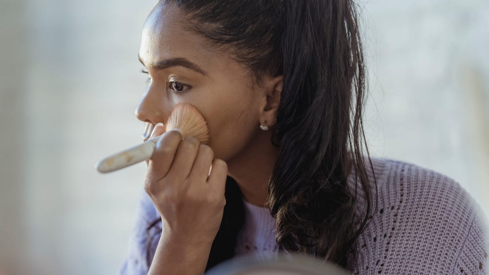 Foundation that matches starts at your jaw, not your hand