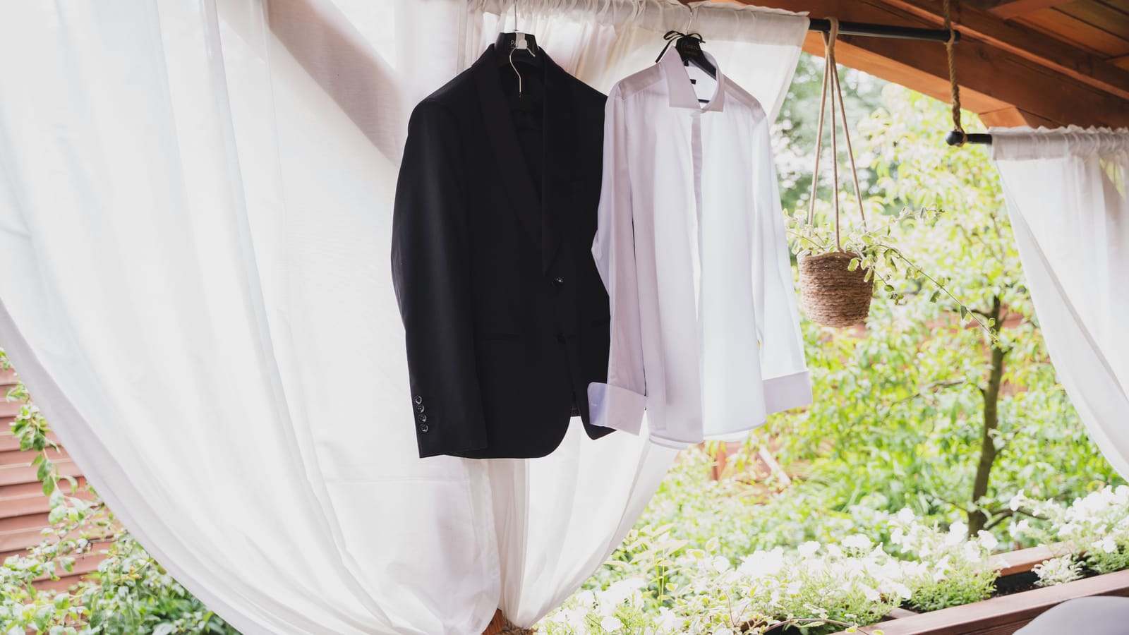 How a white shirt goes gray, and how to stop it