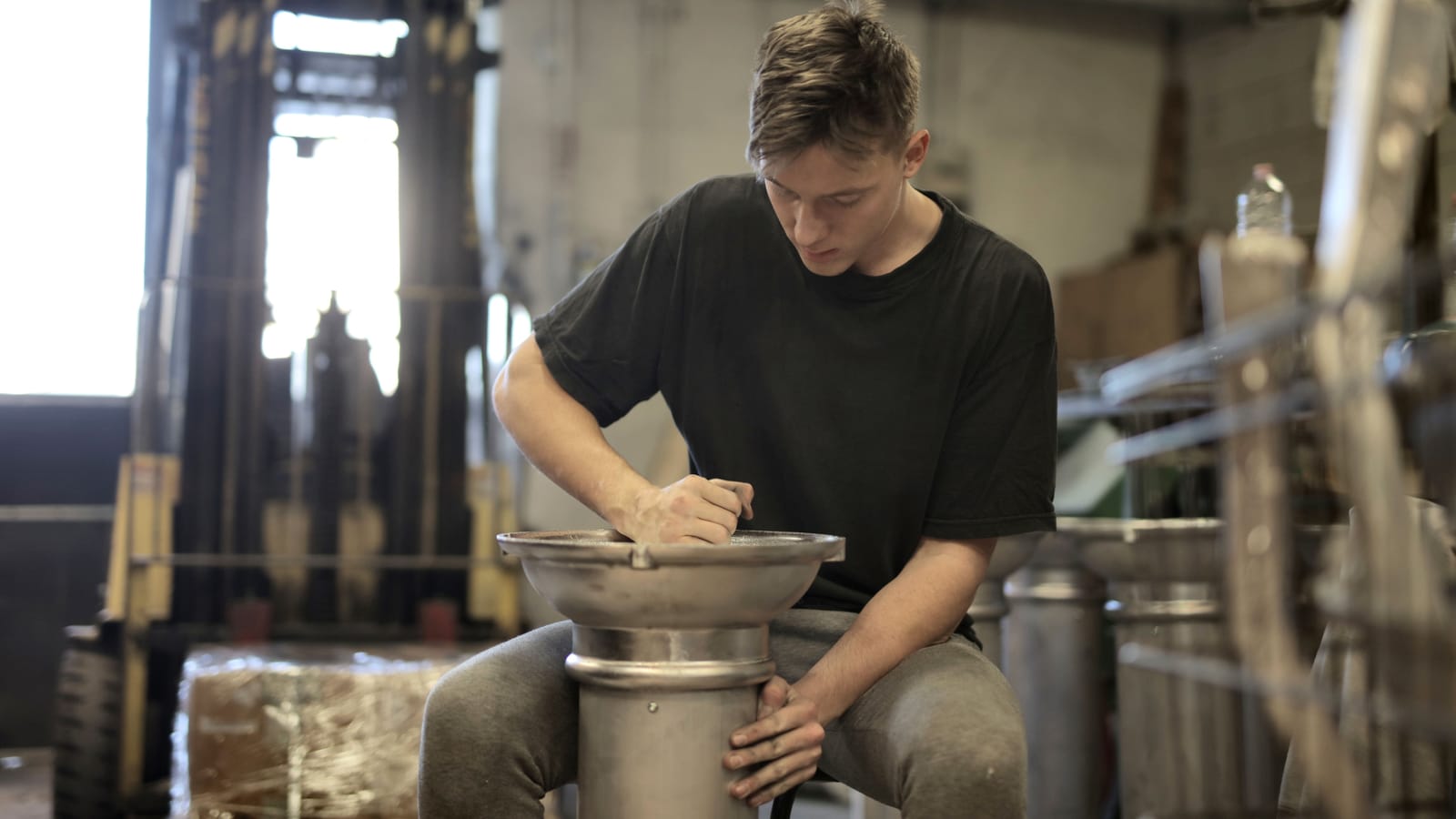 How to choose between a trade, a degree and starting something