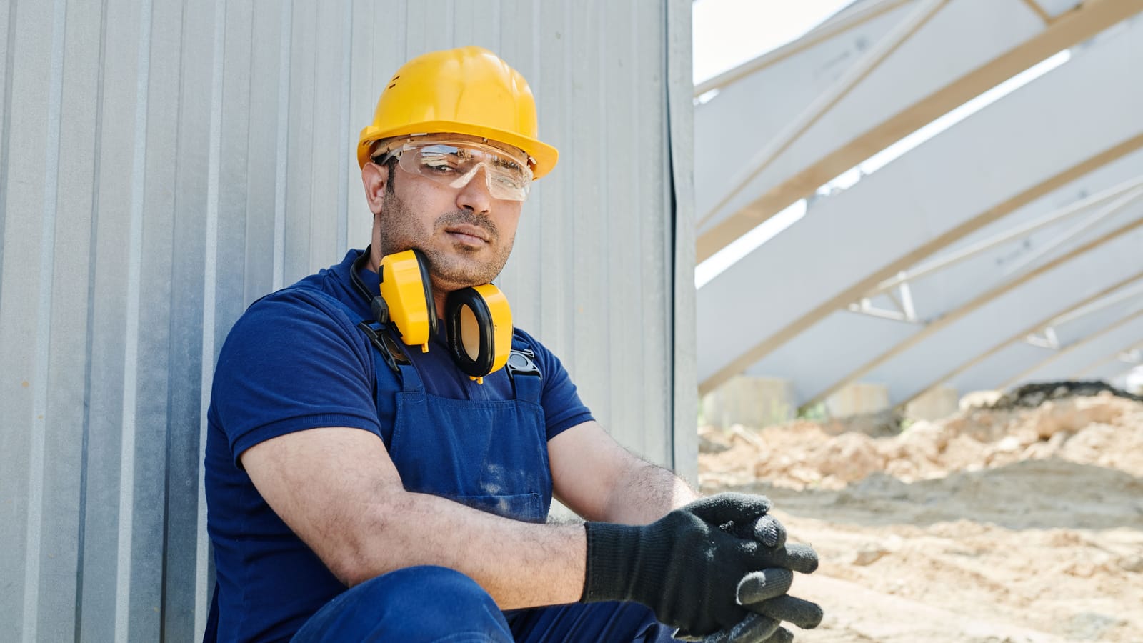 How to Save Your Knees, Back and Hearing on the Job