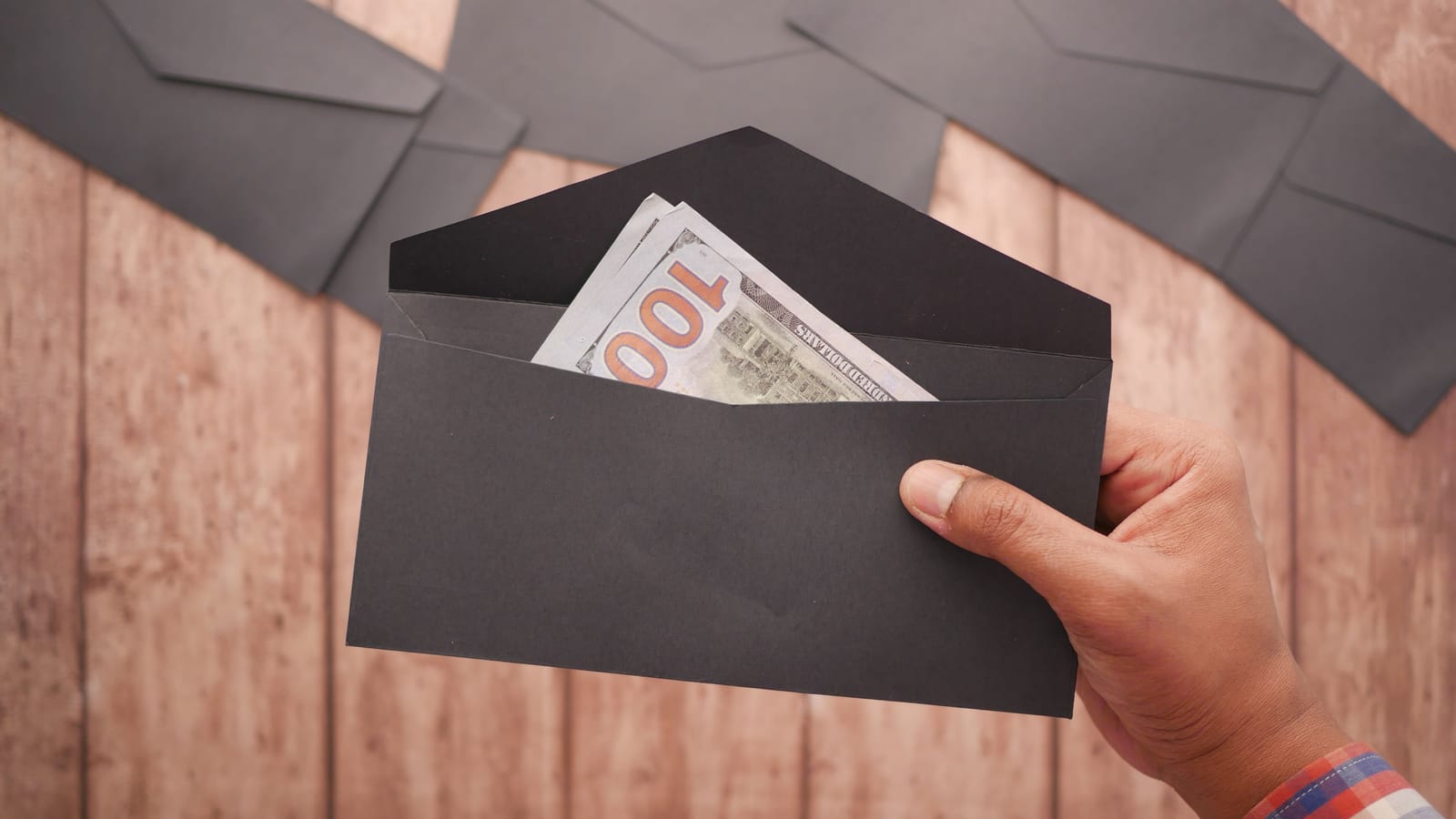 Split your first paycheck before you ever see it