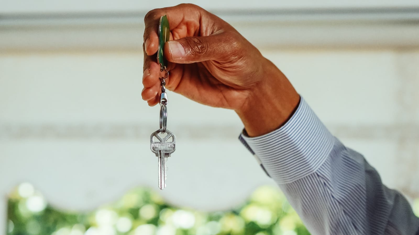 The twelve steps from preapproval to keys on your first house