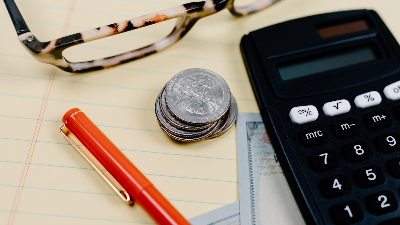 What to do with your first paycheck before it disappears